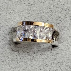 Anillo Solido de Mujer
